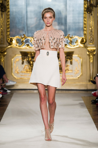 топ с широкой юбкой Elisabetta Franchi - модные тенденции 2015