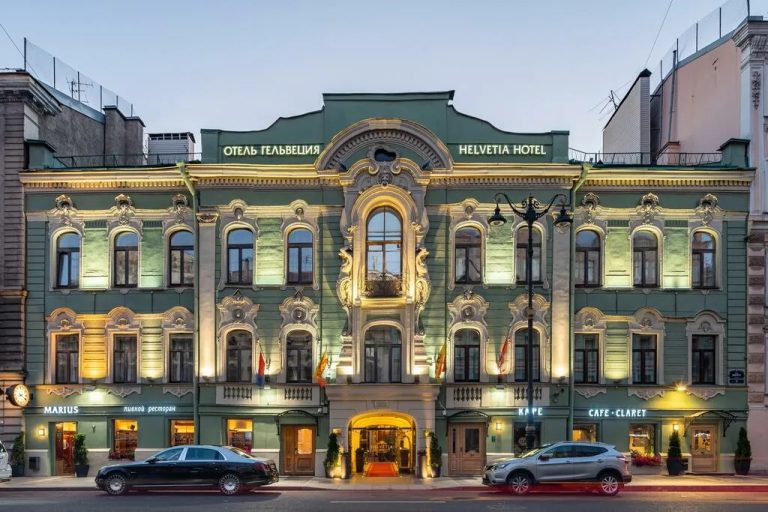 Топ-10 самых роскошных отелей Санкт-Петербурга