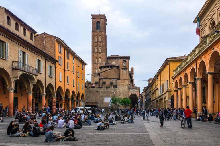 Болонья: путешествие в мир традиций и вкусов Италии