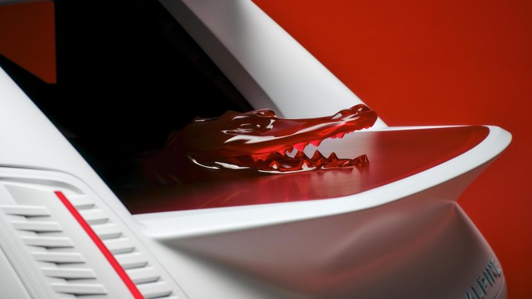 Французский дрифт: Alpine и Lacoste объединили автодром и подиум